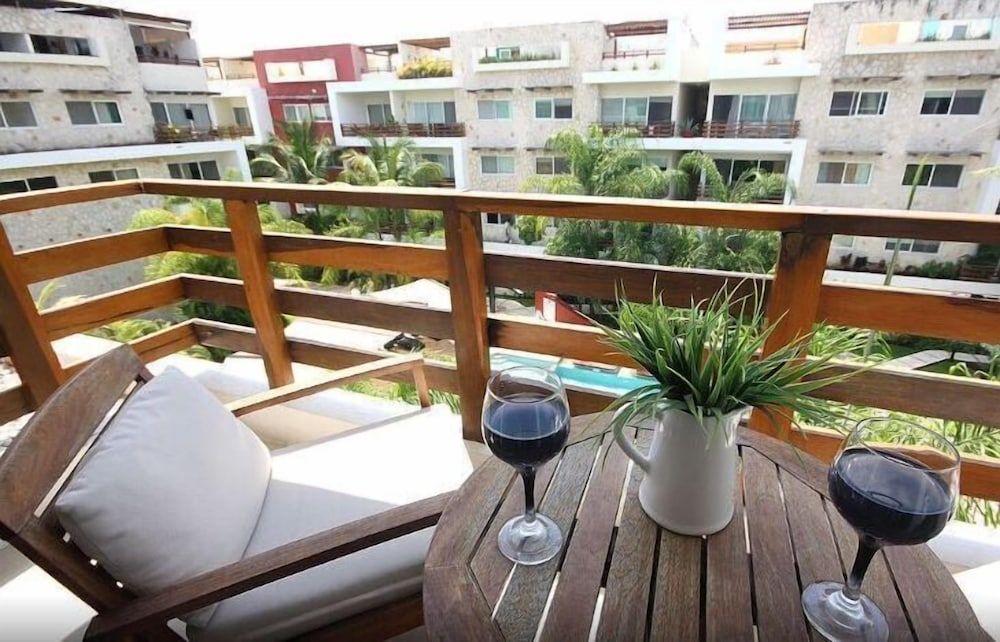 undefined Sabbia  Dowtown Condos by Mikitito Rentals