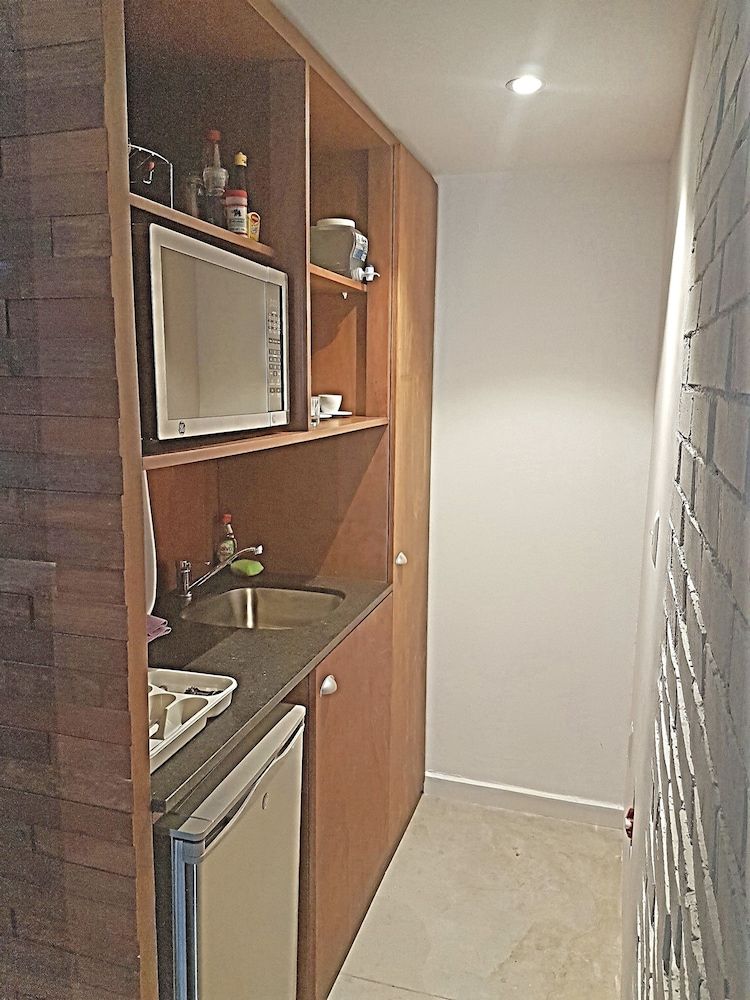 Nuove Design Lofts by The Spot Deluxe Suite, 1 Queen Bed, Non Smoking 4