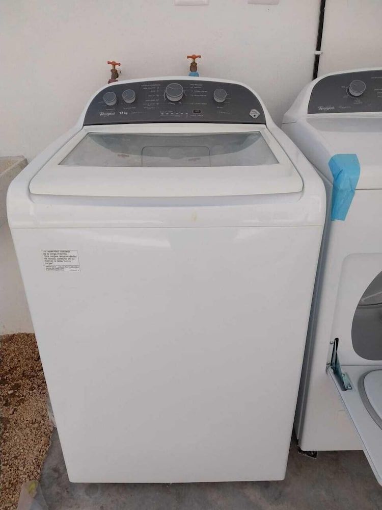 Dream House with Hot Tub Family House, 2 Bedrooms, Non Smoking, Hot Tub 16