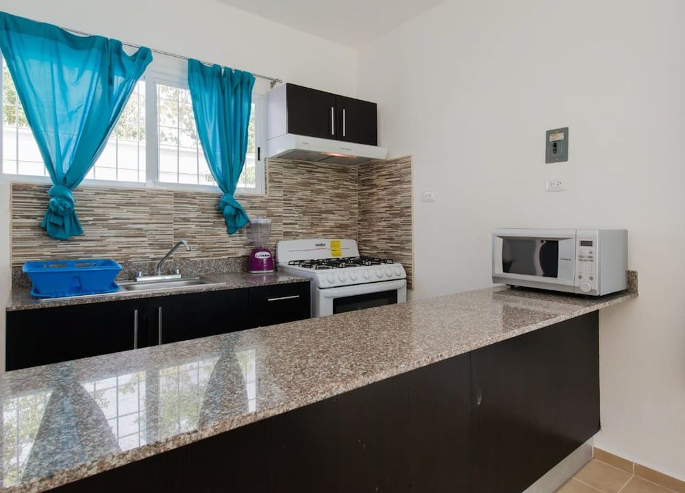 Dream House with Hot Tub Family House, 2 Bedrooms, Non Smoking, Hot Tub 11