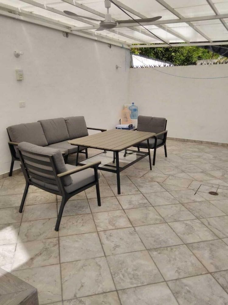 Dream House with Hot Tub Family House, 2 Bedrooms, Non Smoking, Hot Tub 18