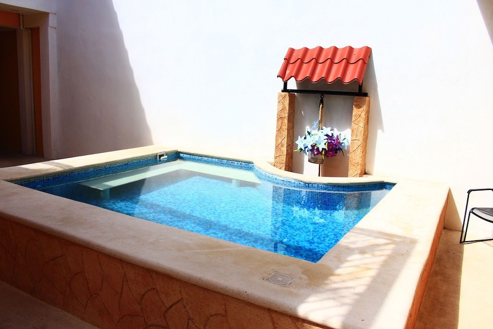 undefined Maya Inn 7