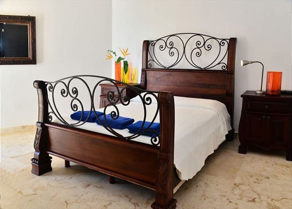 undefined Corto Maltes 303