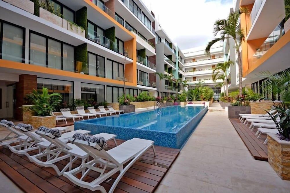 undefined The City 1108 N 2