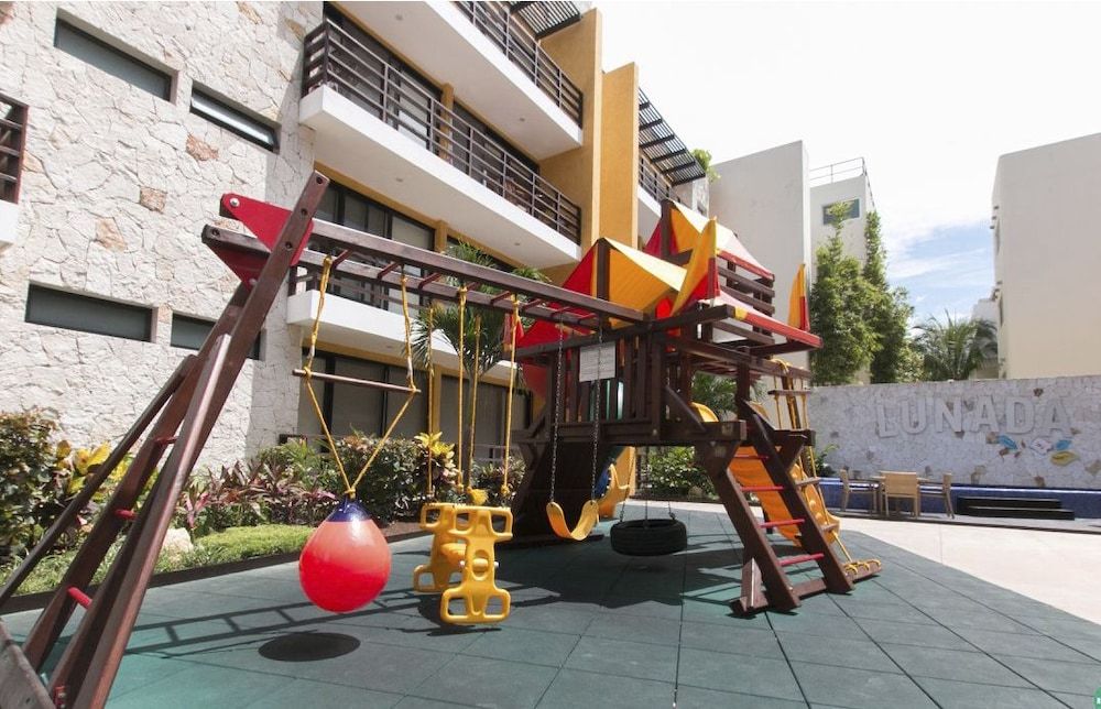 undefined Lunada 114 10