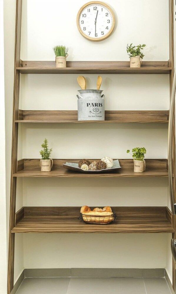 undefined Lunada 114 6