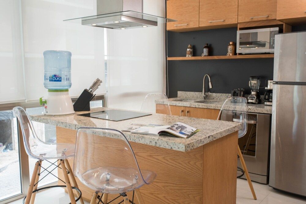 undefined Quintamar 101 7