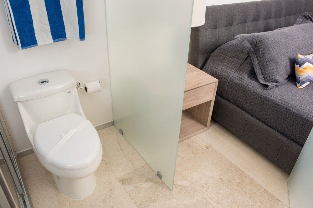 Menesse 32 - 204 Apartment, 2 Bedrooms, Ocean View 12