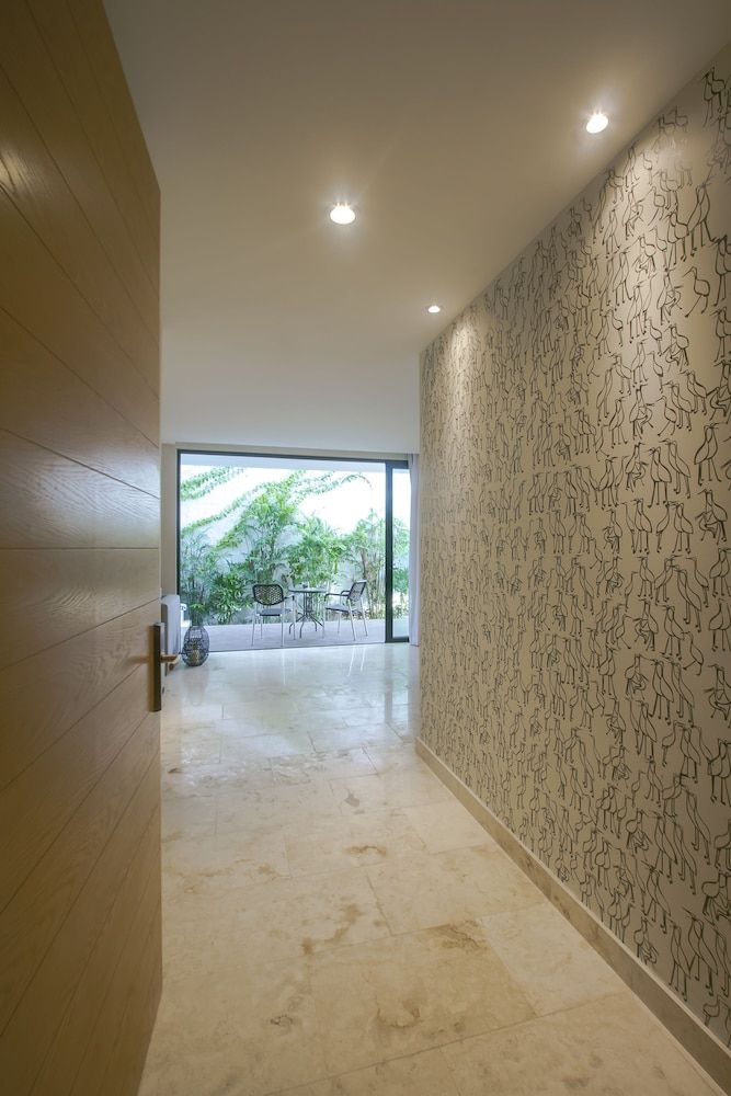 undefined Anah 107 Sur 9