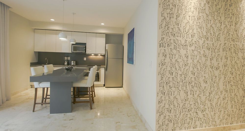 undefined Anah 107 Sur 10