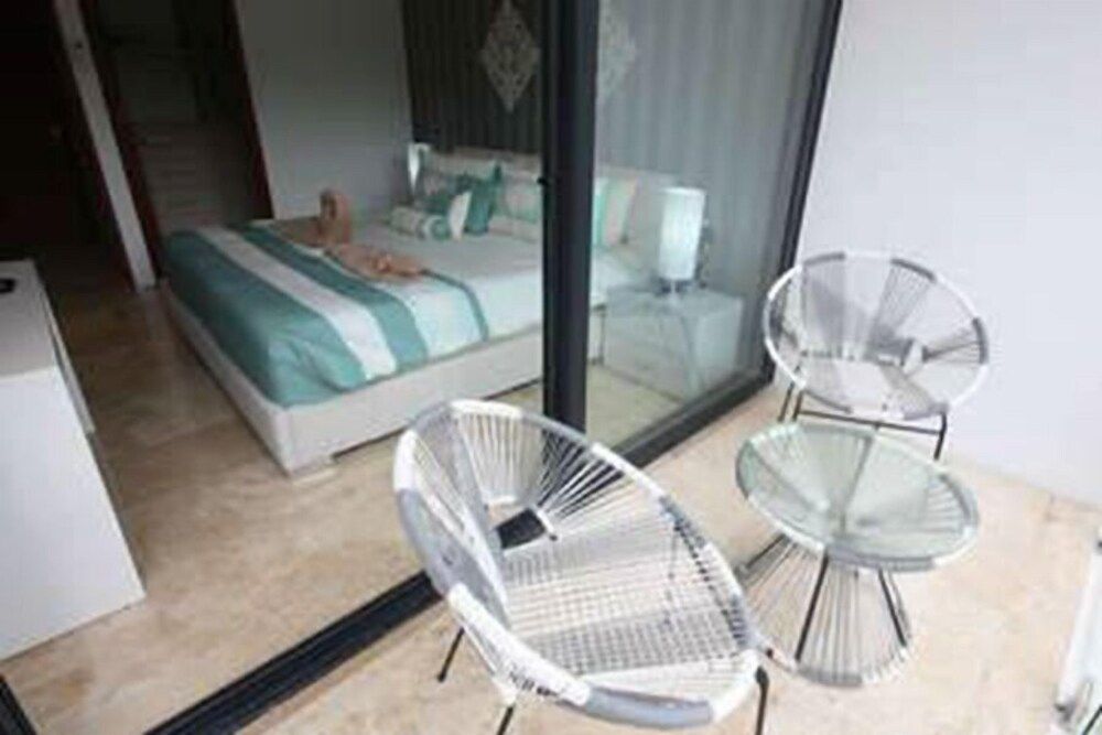 undefined Menesse 0TB 103-104 10