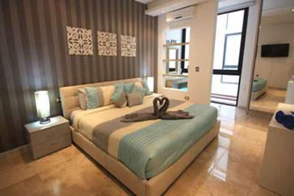 undefined Menesse 0TB 103-104