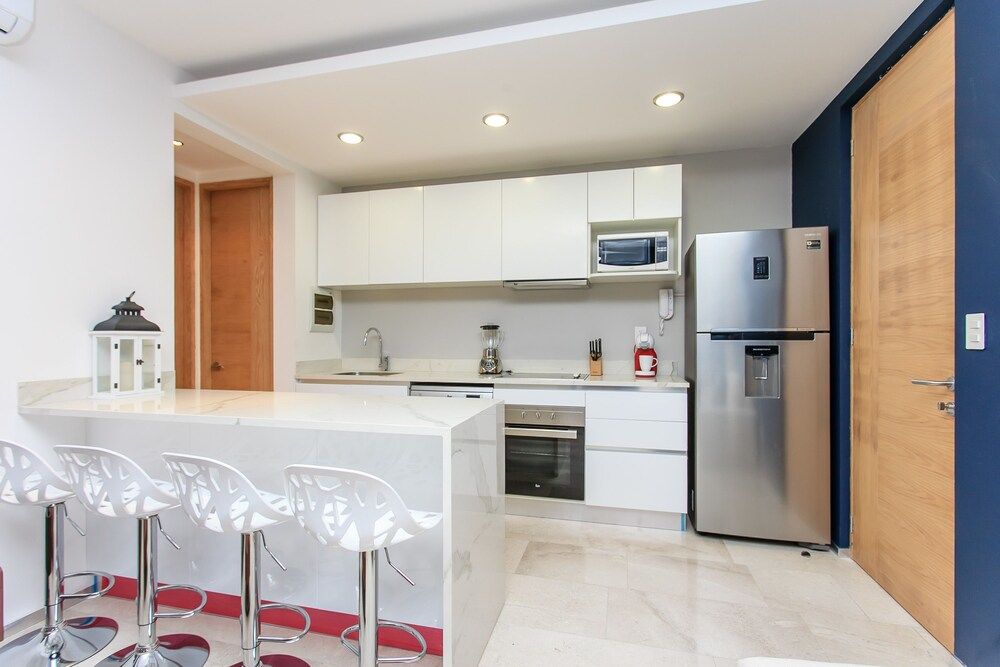 undefined Menesse 32 - 106 6