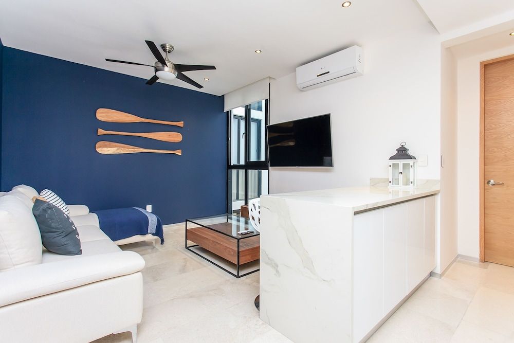 Menesse 32 - 106 Apartment, 1 Bedroom, Ocean View 2