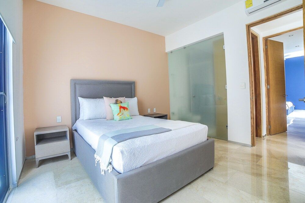 undefined Menesse 32 - 003 4