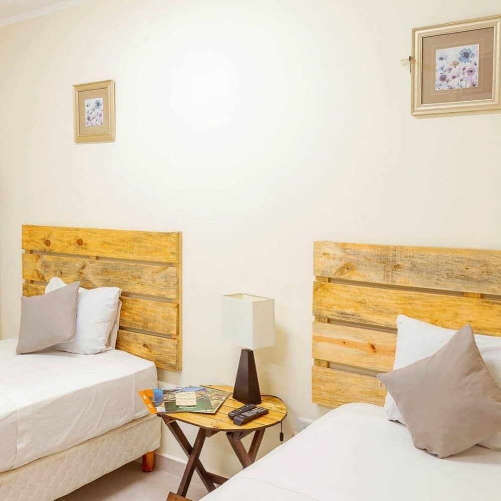 undefined Siena Suite 7