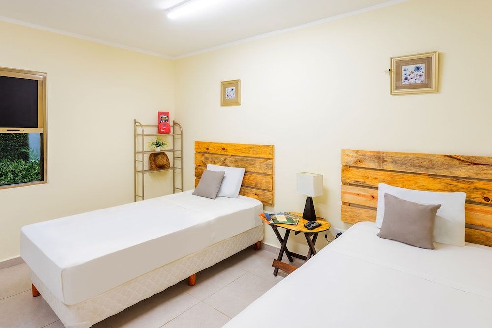 undefined Siena Suite 10