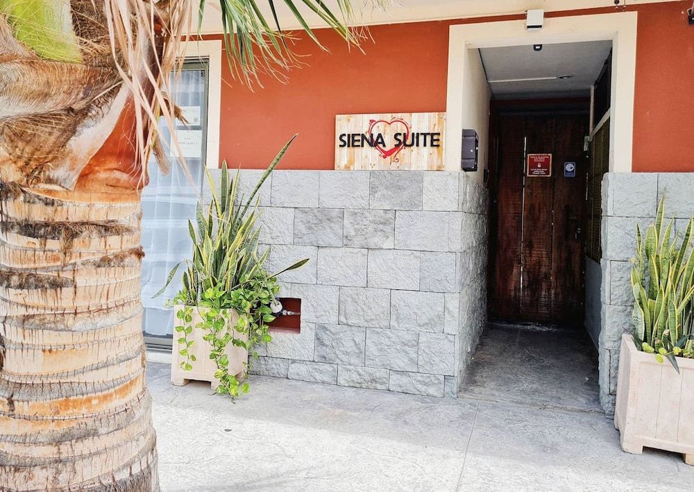 undefined Siena Suite