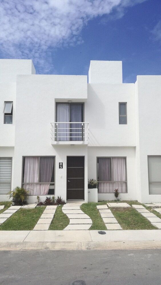 undefined Villa Happy by Akua 2