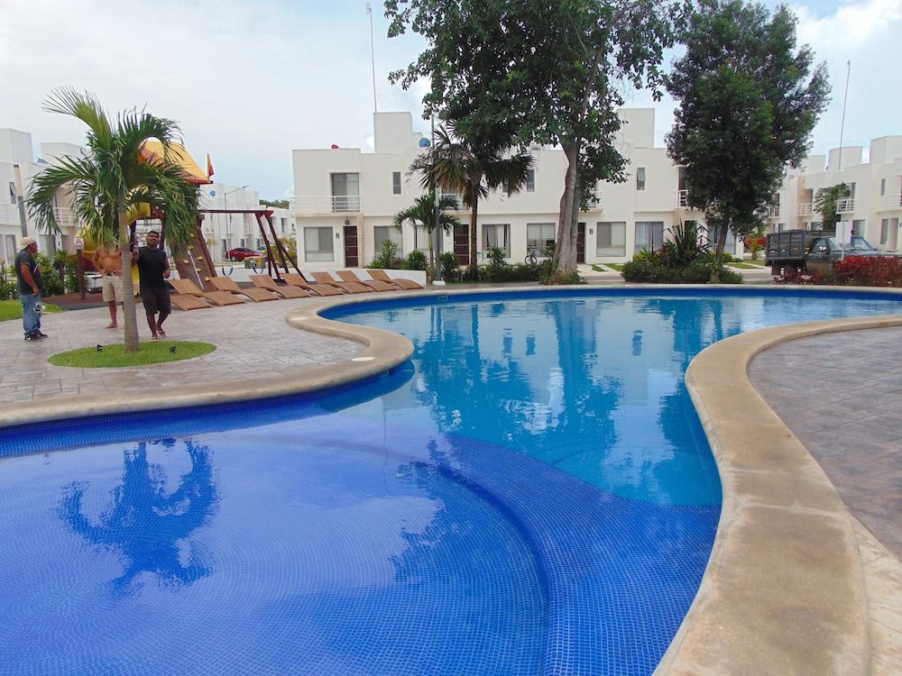 undefined Villa Happy by Akua 7