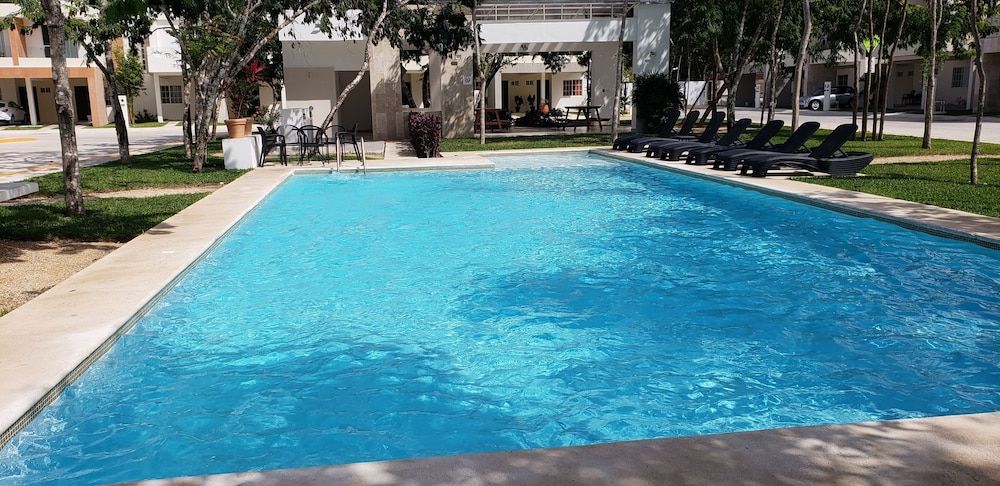 undefined Suite Selvanova 3