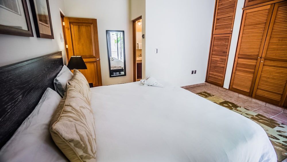 undefined Romanina by Bric 10