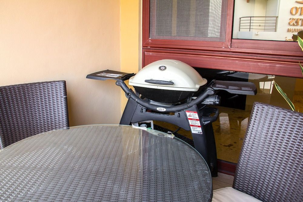 El Faro 303 Surf Deluxe Room 12