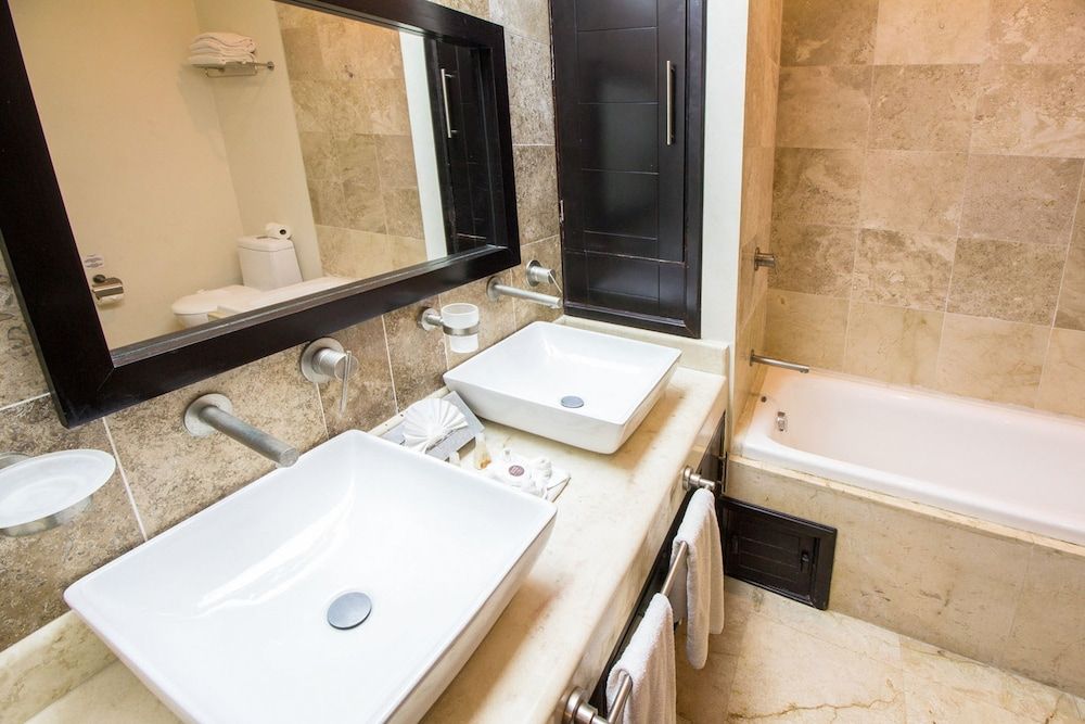 El Faro 101 Surf Deluxe Apartment 19