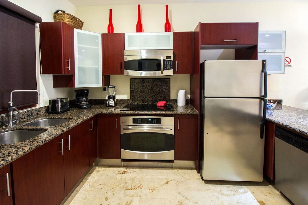 El Faro 101 Surf Deluxe Apartment 11