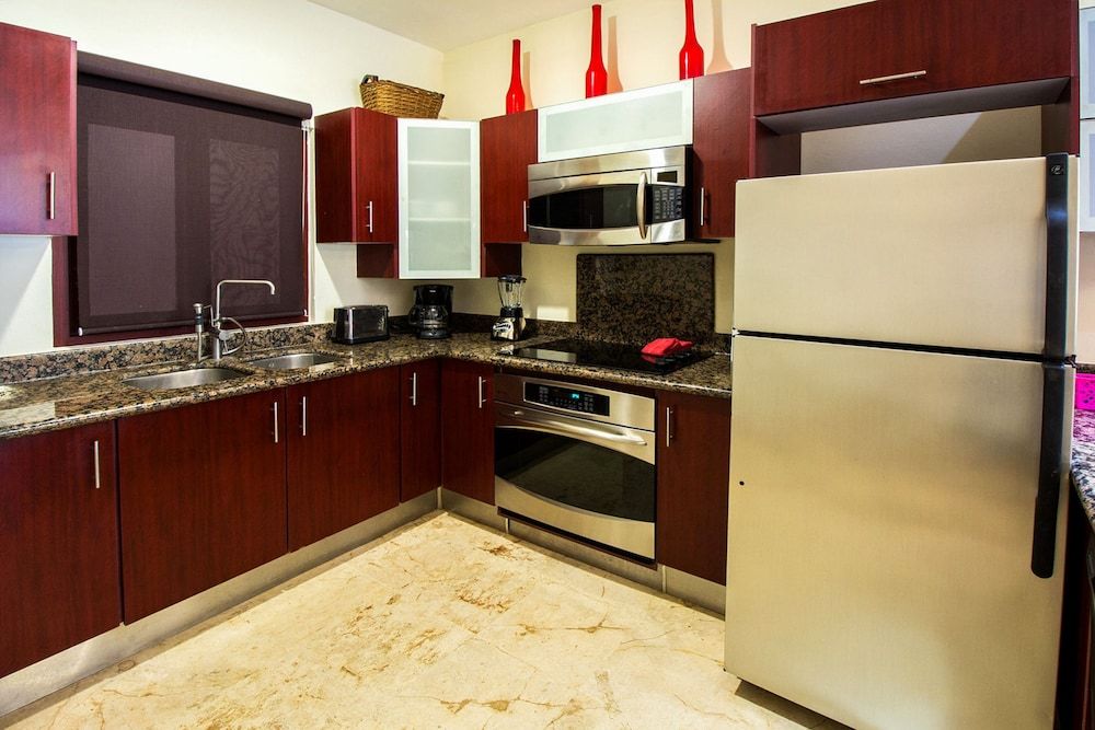 El Faro 101 Surf Deluxe Apartment 13