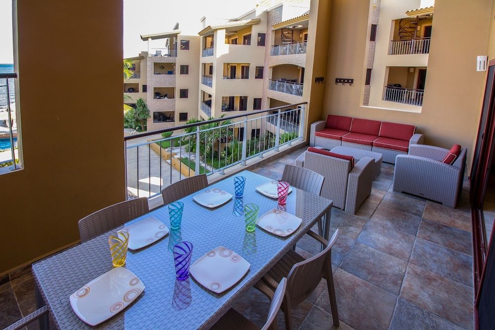 El Faro 302 Coral Deluxe Apartment 28