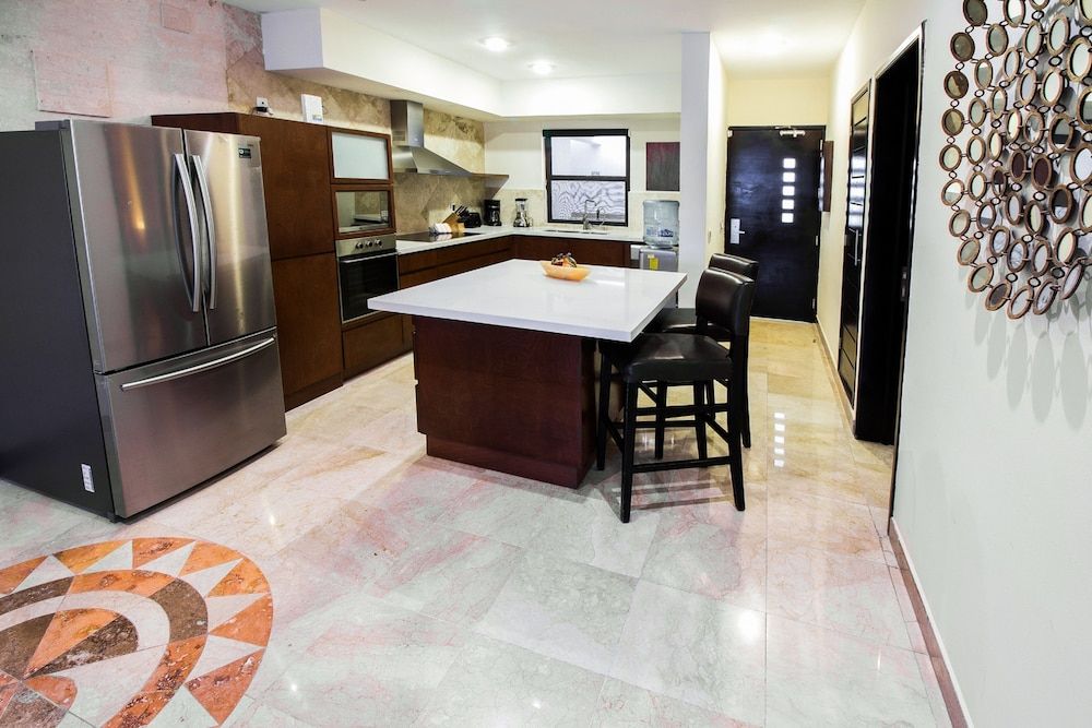 El Faro 302 Coral Deluxe Apartment 20