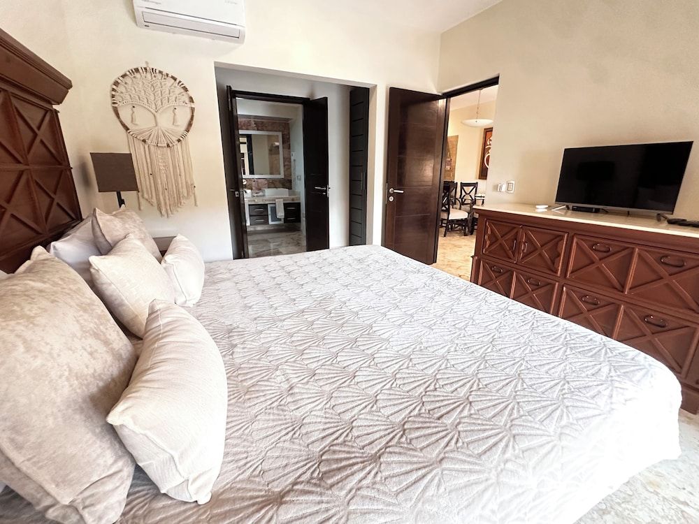 El Faro 205 Reef Deluxe Apartment 4