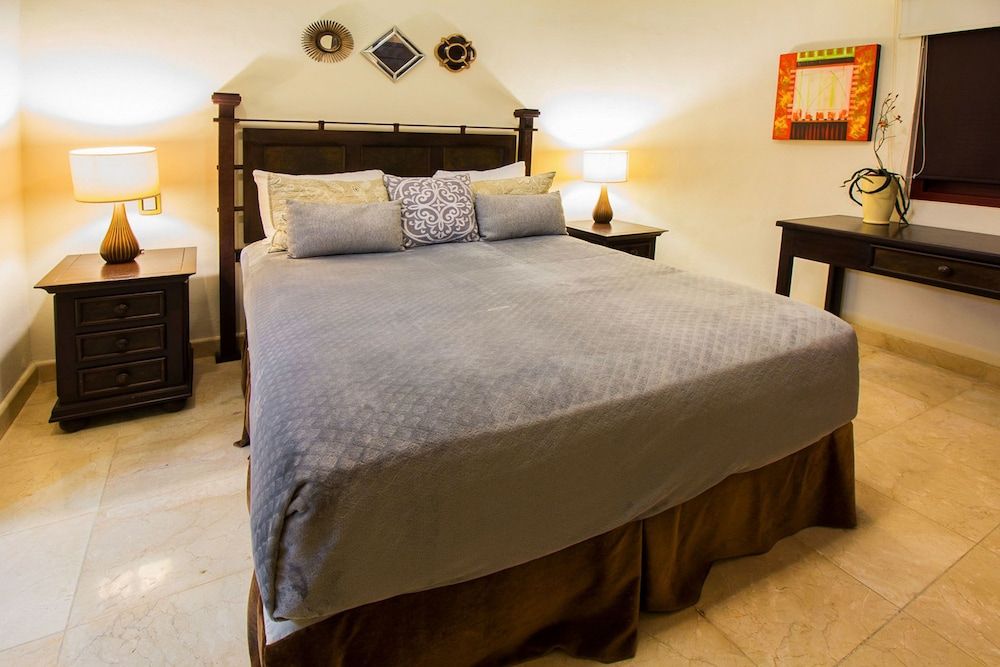 El Faro 105 Reef Deluxe Apartment 5