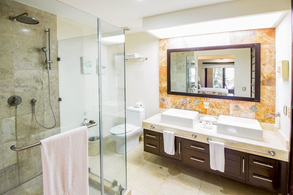 El Faro 105 Reef Deluxe Apartment 10