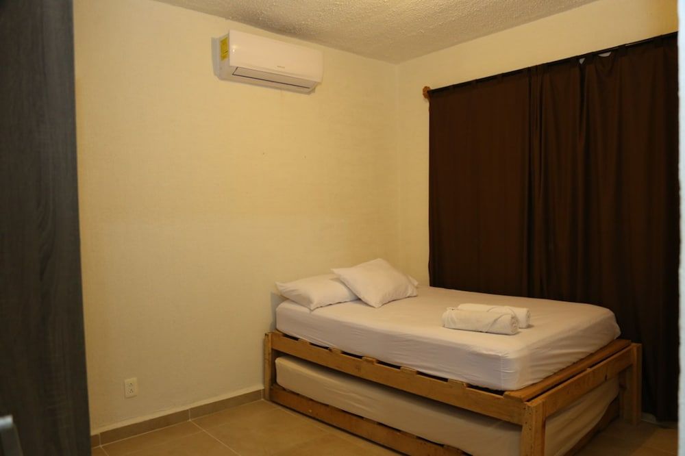 undefined R Vacacionales Tulipanes 3