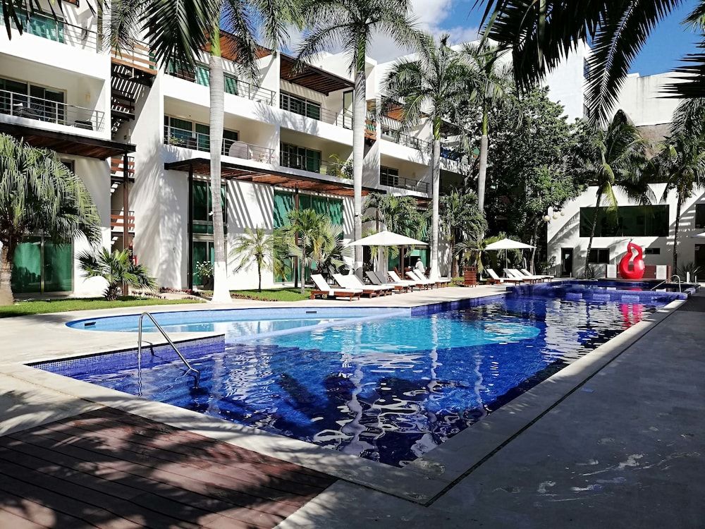 undefined Via 38 C01 by Realty Group 2