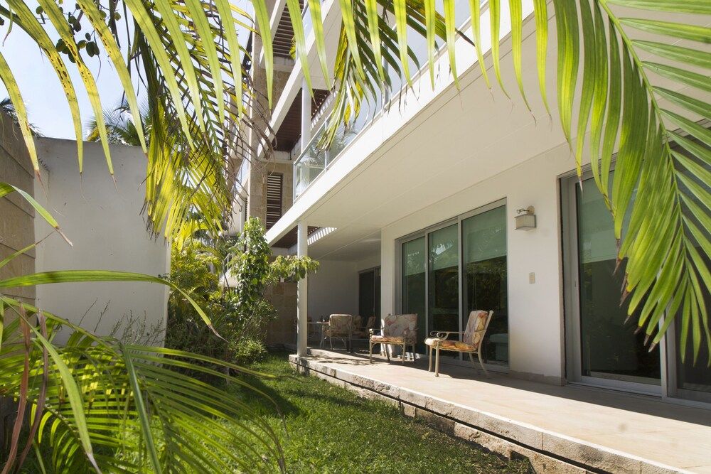 undefined Downtown Apartment Oasis 12 6