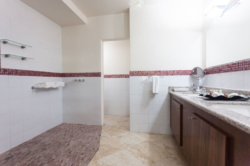 Mimosa Flat by Realty Group Apartment, 1 Bedroom 8