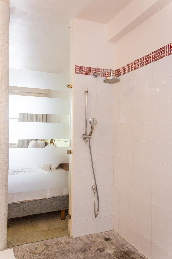 Mimosa Penthouse 1 by Realty Group Apartment, 2 Bedrooms 13