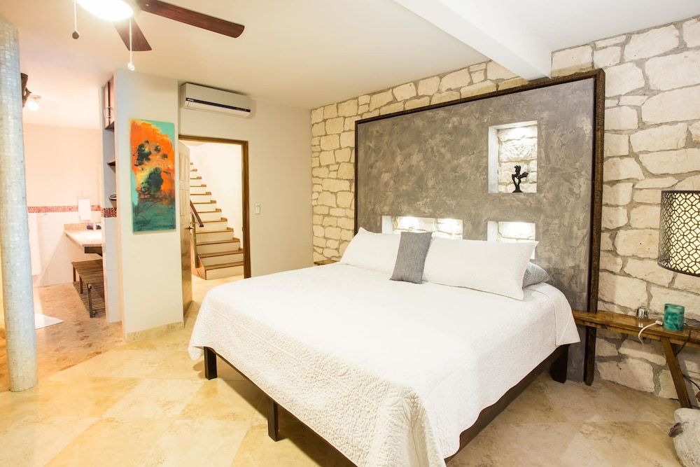 Mimosa Penthouse 1 by Realty Group Apartment, 2 Bedrooms 6