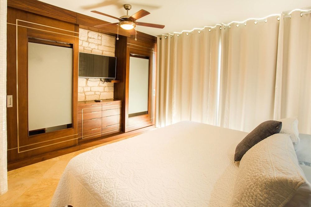 undefined Mimosa Penthouse 1 by Realty Group 9