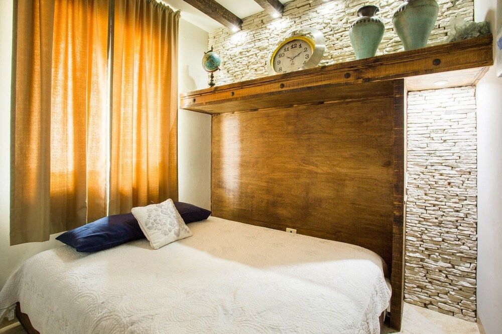 Mimosa Penthouse 1 by Realty Group Apartment, 2 Bedrooms 5