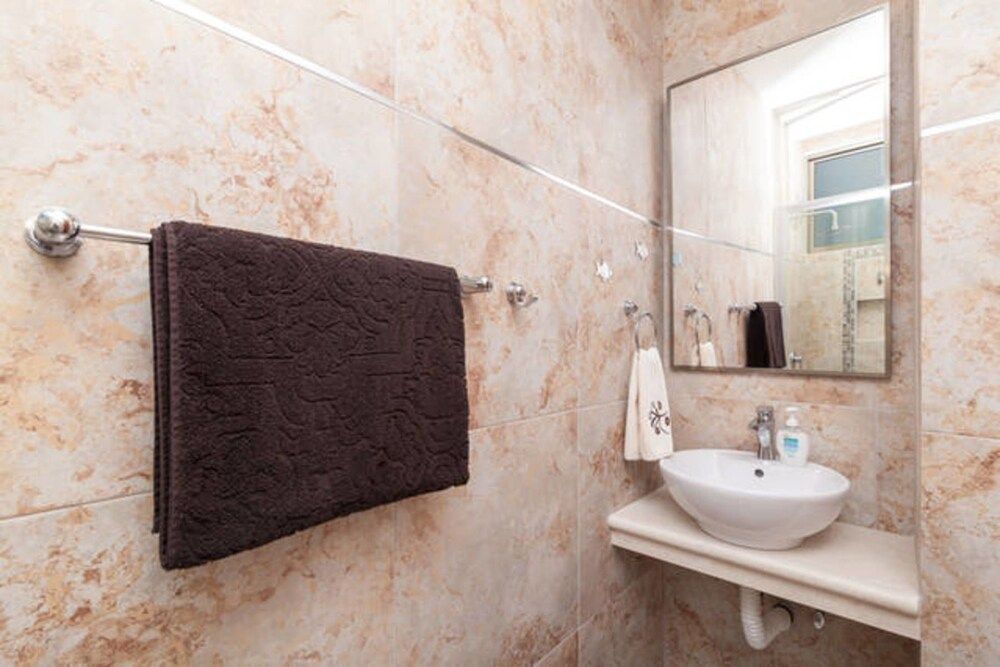 MENESSE Quinta Mar Family Apartment, Multiple Beds 11