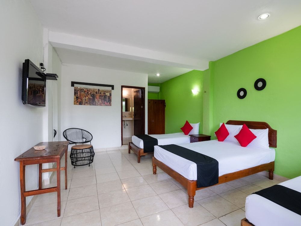 undefined Hotel El Faisan y El Venado 2