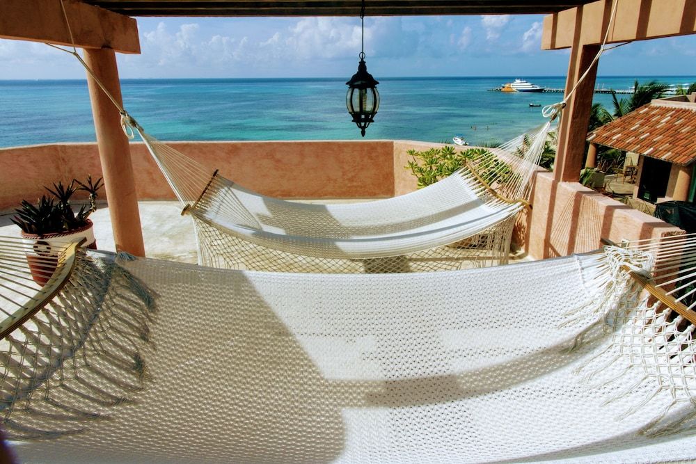 Luna Encantada By Your Best Getaway Superior Condo, Balcony, Ocean View (C3) 7