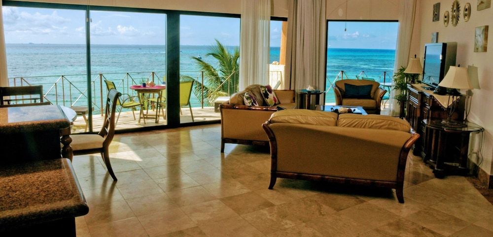 undefined Luna Encantada By Your Best Getaway