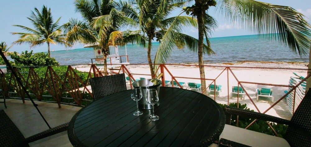 Luna Encantada By Your Best Getaway Superior Condo, Patio (C1) 16