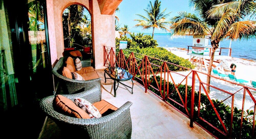 Luna Encantada By Your Best Getaway Superior Condo, Patio (C1) 12