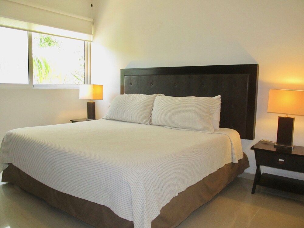 undefined Sabbia Condos by Playa Paradise 3